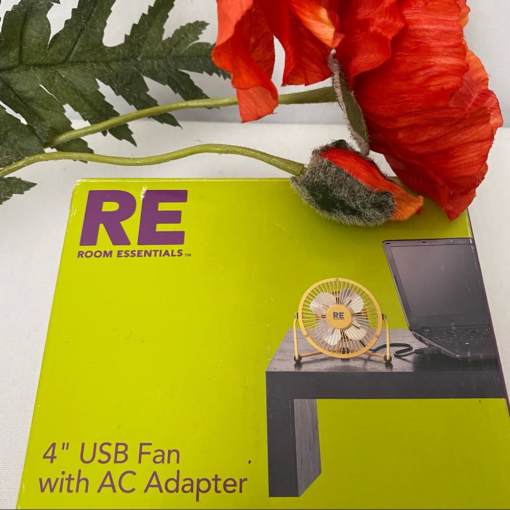 Room Essential 4” USB Fan with AC Adapter, NWT - Picture 2 of 4